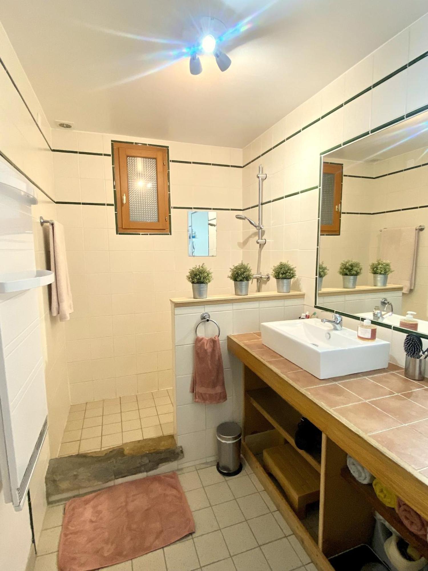 De L'aspe 135m2, 6p, 3ch Avec Piscine Privative, Jardin Ombrage Clos Saint-Maurice-dʼIbie