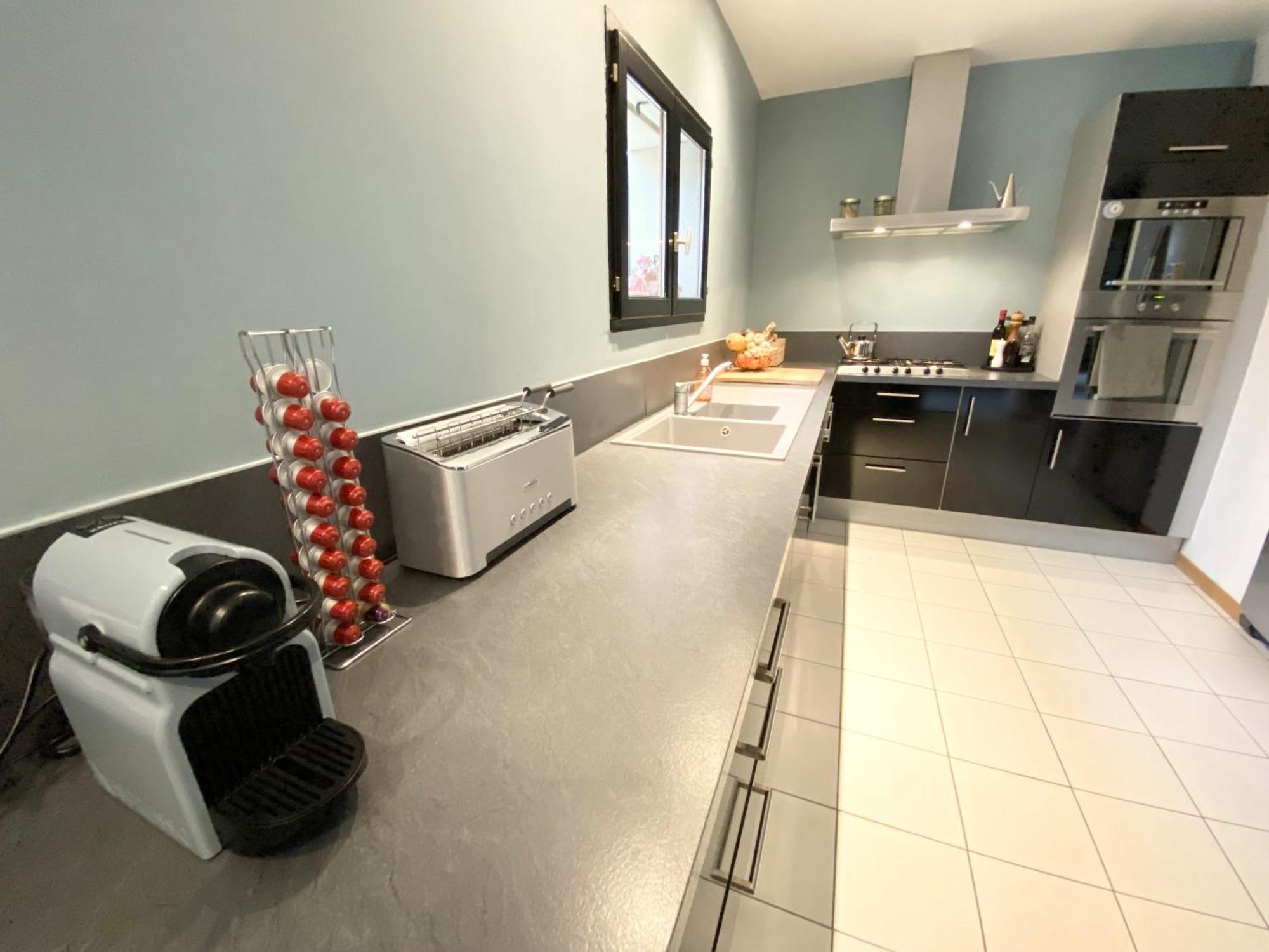 Casa de Férias De L'aspe 135m2, 6p, 3ch Avec Piscine Privative, Jardin Ombrage Clos